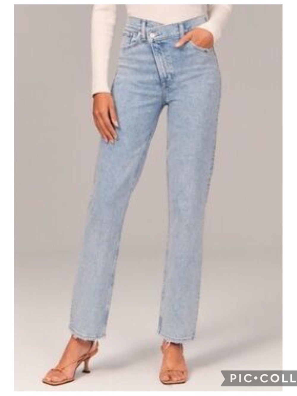 EUC Abercrombie & Fitch The '90s Straight Ultra High Rise Crossover Waist Jeans